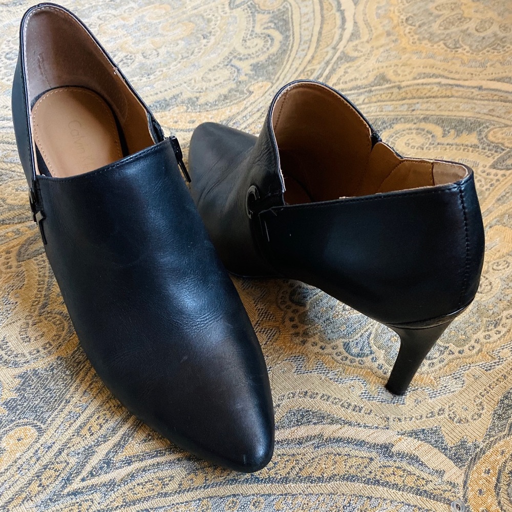 Calvin Klein Booties EUC